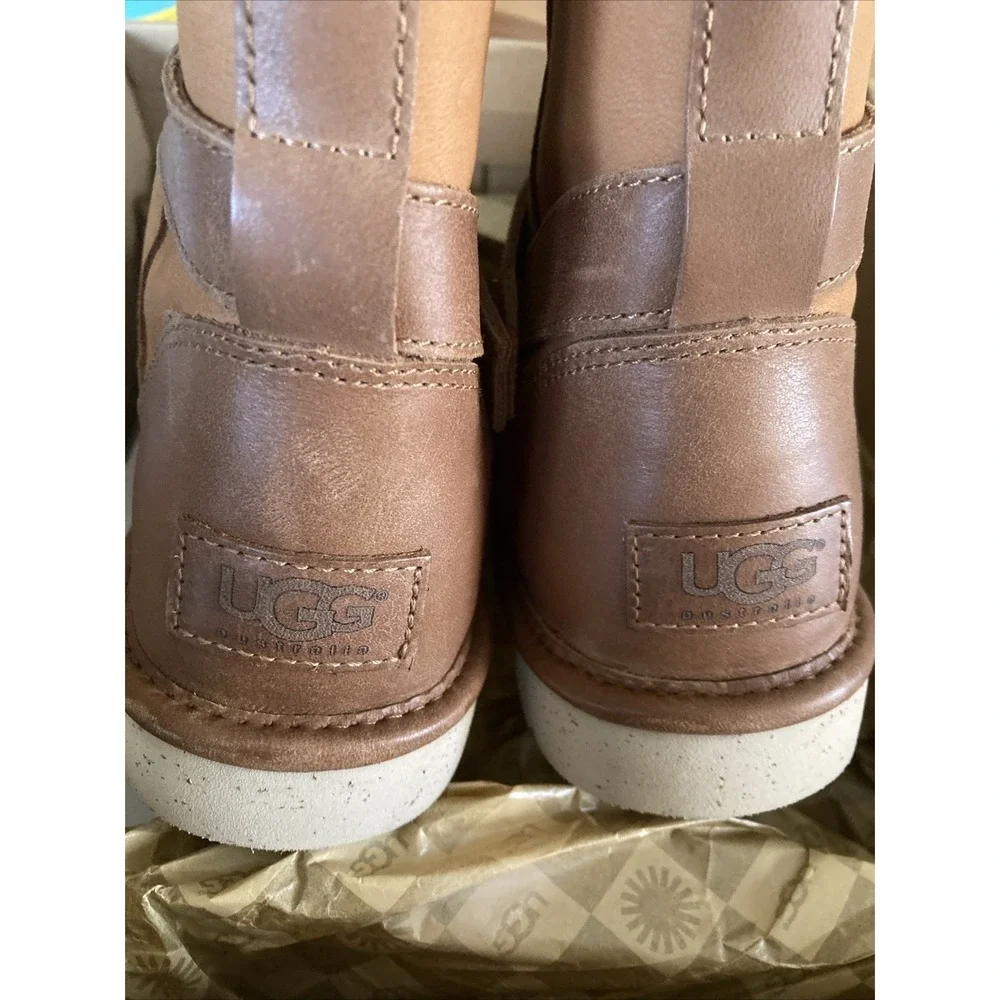 UGG Women's Anali Chestnut‎ Size 7 US Leather Winter Boots Brown Pull On
